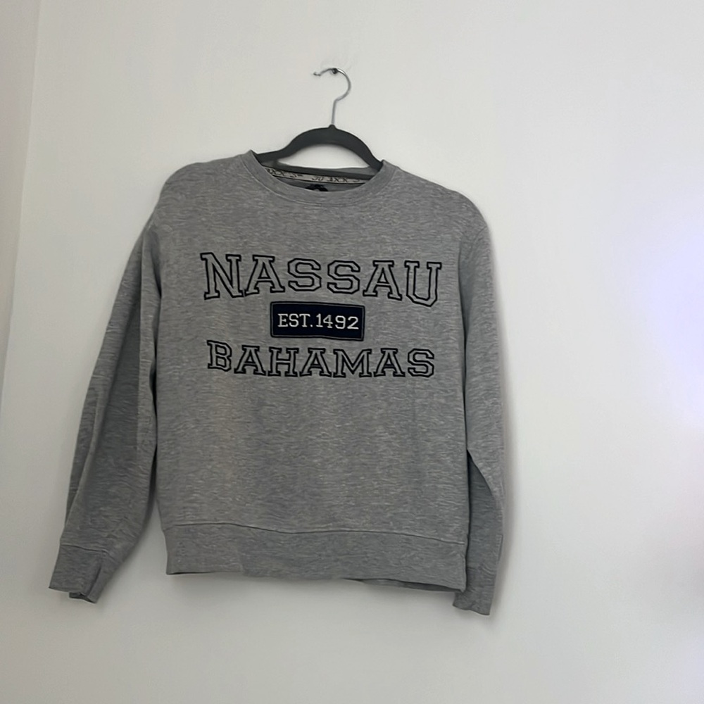 100% cotton Nassau, Bahamas Grey Crewneck